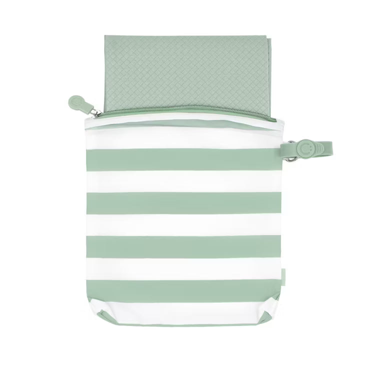 Ubbi On-The-Go Changing Mat + Bag